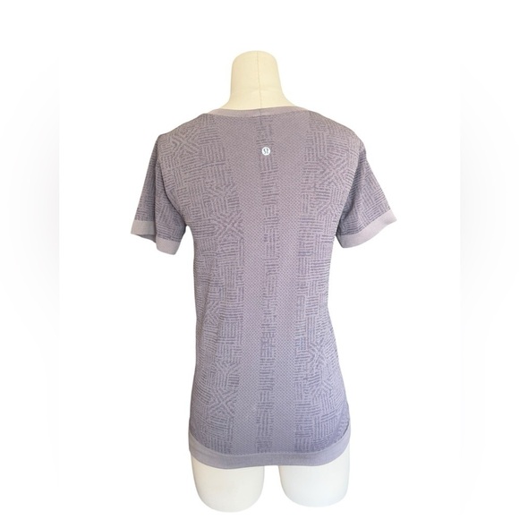 LULULEMON | Swiftly Relaxed Short Sleeve purple Quartz  / Violet Gray Athletic - Picture 2 of 6